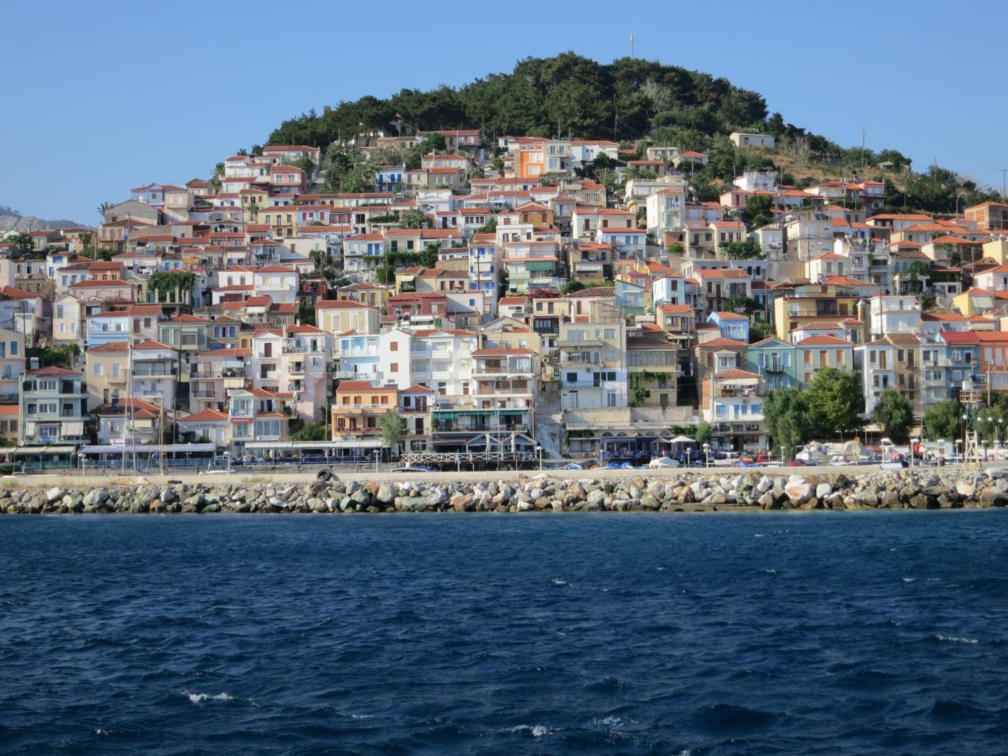 Sea Sun Aparthotel Plomari Екстериор снимка