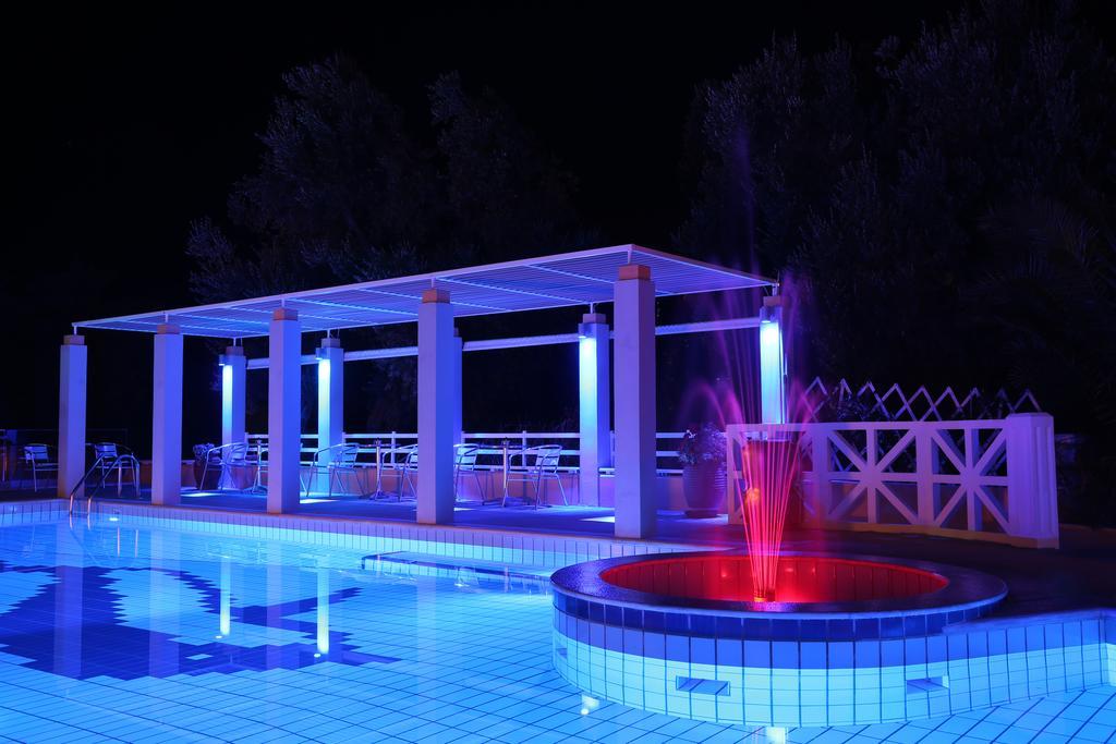 Sea Sun Aparthotel Plomari Екстериор снимка