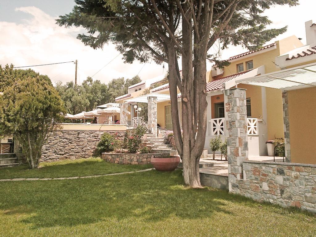 Sea Sun Aparthotel Plomari Екстериор снимка