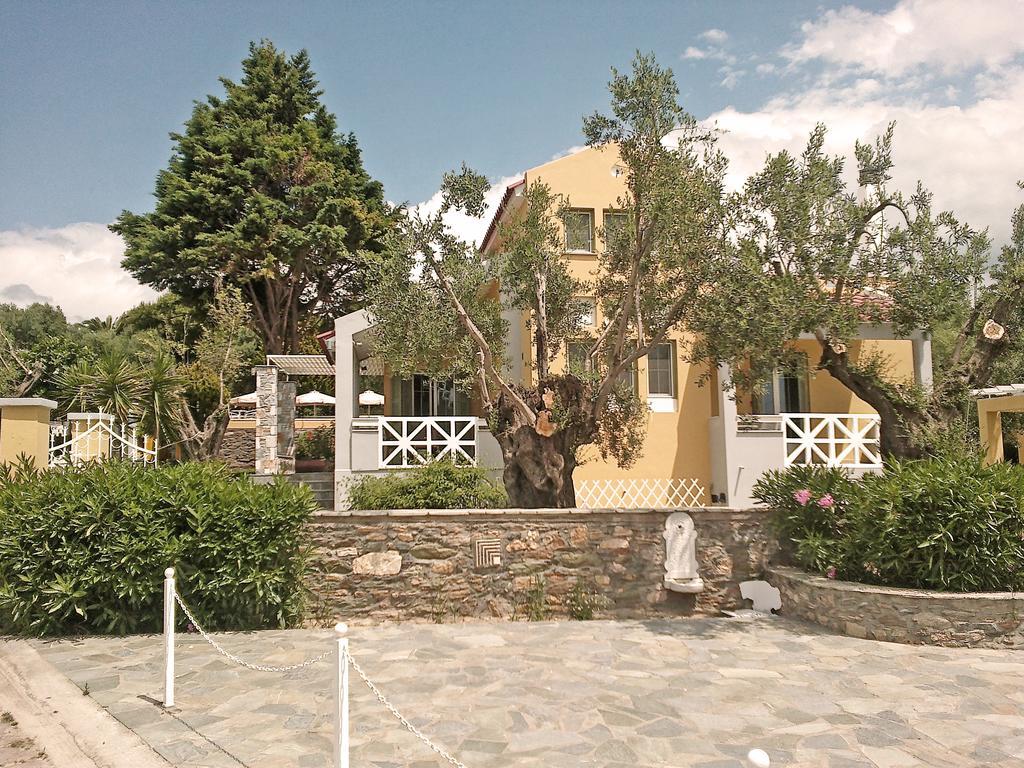 Sea Sun Aparthotel Plomari Екстериор снимка