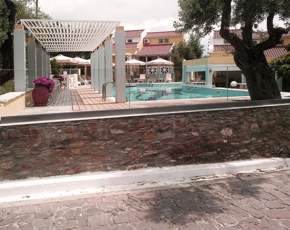 Sea Sun Aparthotel Plomari Екстериор снимка