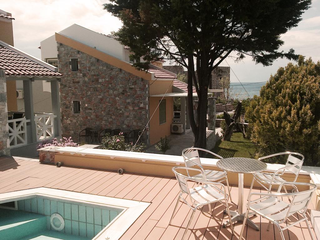 Sea Sun Aparthotel Plomari Екстериор снимка