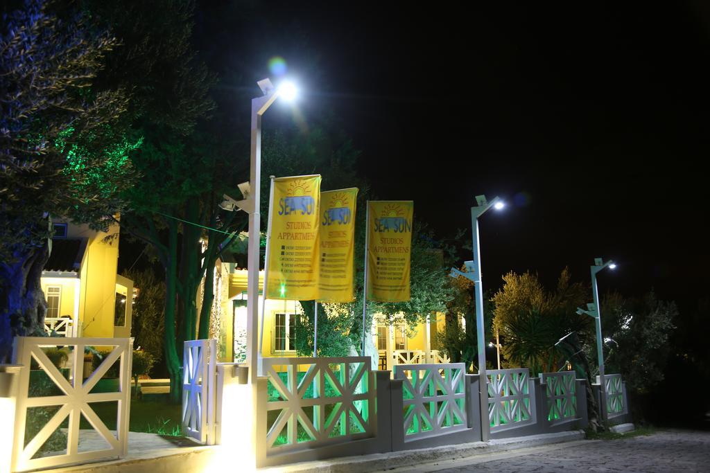 Sea Sun Aparthotel Plomari Екстериор снимка