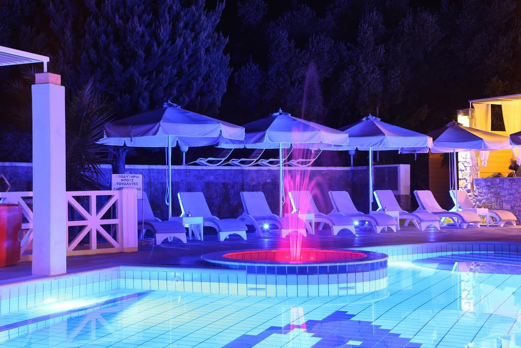 Sea Sun Aparthotel Plomari Екстериор снимка