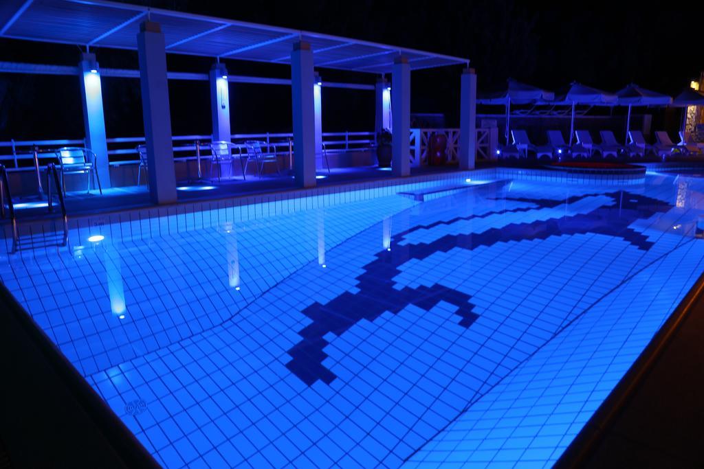 Sea Sun Aparthotel Plomari Екстериор снимка