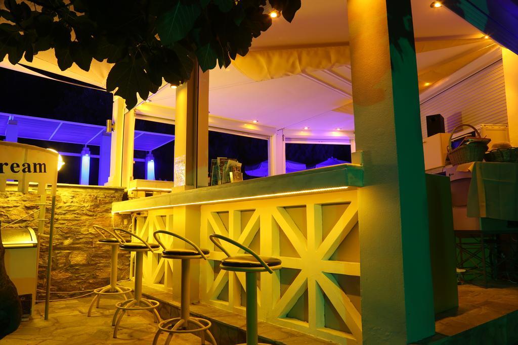 Sea Sun Aparthotel Plomari Екстериор снимка